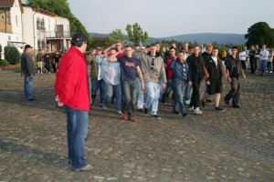 img_1243276620_402